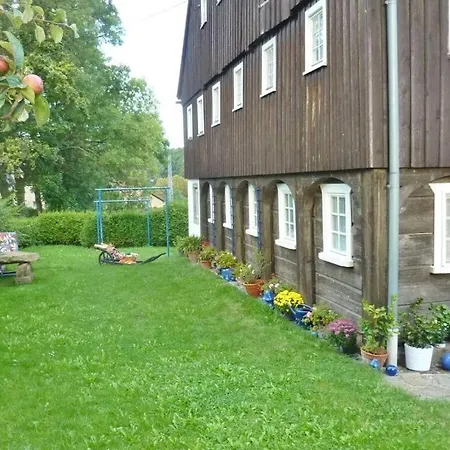 Anne Leipert Modern Retreat Seifhennersdorf